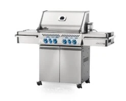 Napoleon Prestige Pro 500-3 Edelstahl Gasgrill Inkl. Drehspieß - Modell 2023 - SMART Deal Inkl. Grillfürst Grill Control -Napoleon Zubehör Verkäufe Napoleon Prestige Pro 500 seitlich 01