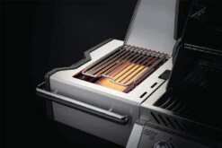 Napoleon Prestige Pro 665-3 Edelstahl Gasgrill Inkl. Drehspieß - Modell 2023 - SMART Deal Inkl. Grillfürst Grill Control Mit Companion Device Und Einstichthermometer 28 Napoleon Prestige Pro 665-3 Edelstahl Gasgrill Inkl. Drehspieß - Modell 2023 - SMART Deal Inkl. Grillfürst Grill Control Mit Companion Device Und Einstichthermometer -Napoleon Zubehör Verkäufe Napoleon Prestige Pro Sizzle Zone Offen